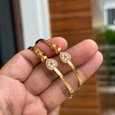 Premium Goldlook AD Classic Bangles Heart Ruby