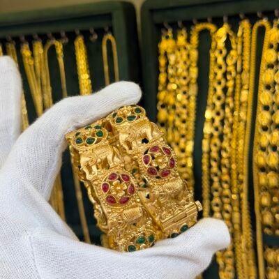 Antique Goldlook Ruby Panna Bangles