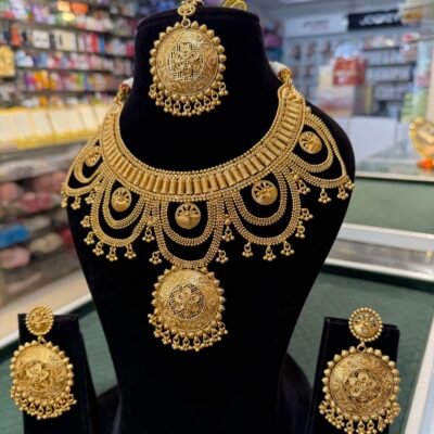 Special Edition Antique Goldlook Wavy Necklace set